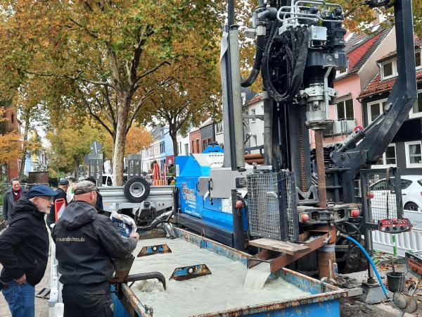 Es wird gebohrt: Probebohrung Pilotprojekt. Foto: Andreas Kisters